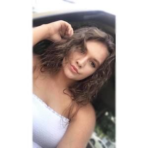 Meet your Posher, Dinah